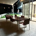 Villa Luxury Pluto Stunning Mountain Views Ora
