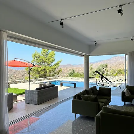 Luxury Pluto Stunning Mountain Views Villa *