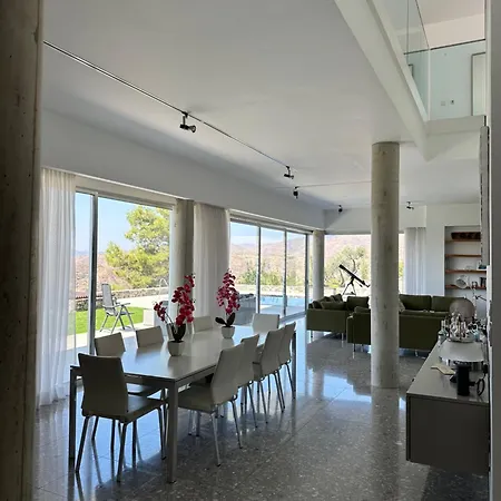 Villa Luxury Pluto Stunning Mountain Views Ora