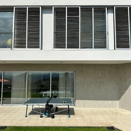 Luxury Pluto Stunning Mountain Views