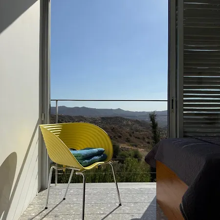 Luxury Pluto Stunning Mountain Views Ora