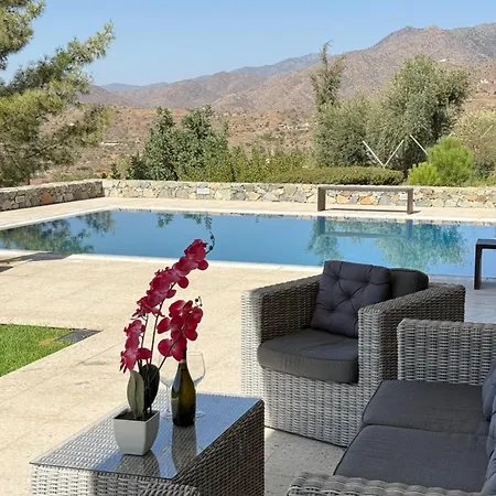 Luxury Pluto Stunning Mountain Views * Ora