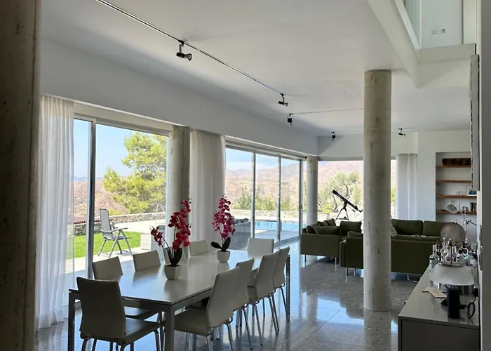 Vila Luxury Pluto Stunning Mountain Views Ora