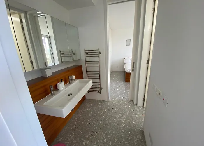 Luxury Pluto Stunning Mountain Views *