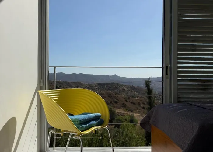 Luxury Pluto Stunning Mountain Views Ora